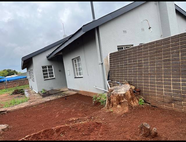 4 BEDROOM FREEHOLD FOR SALE IN EDENDALE